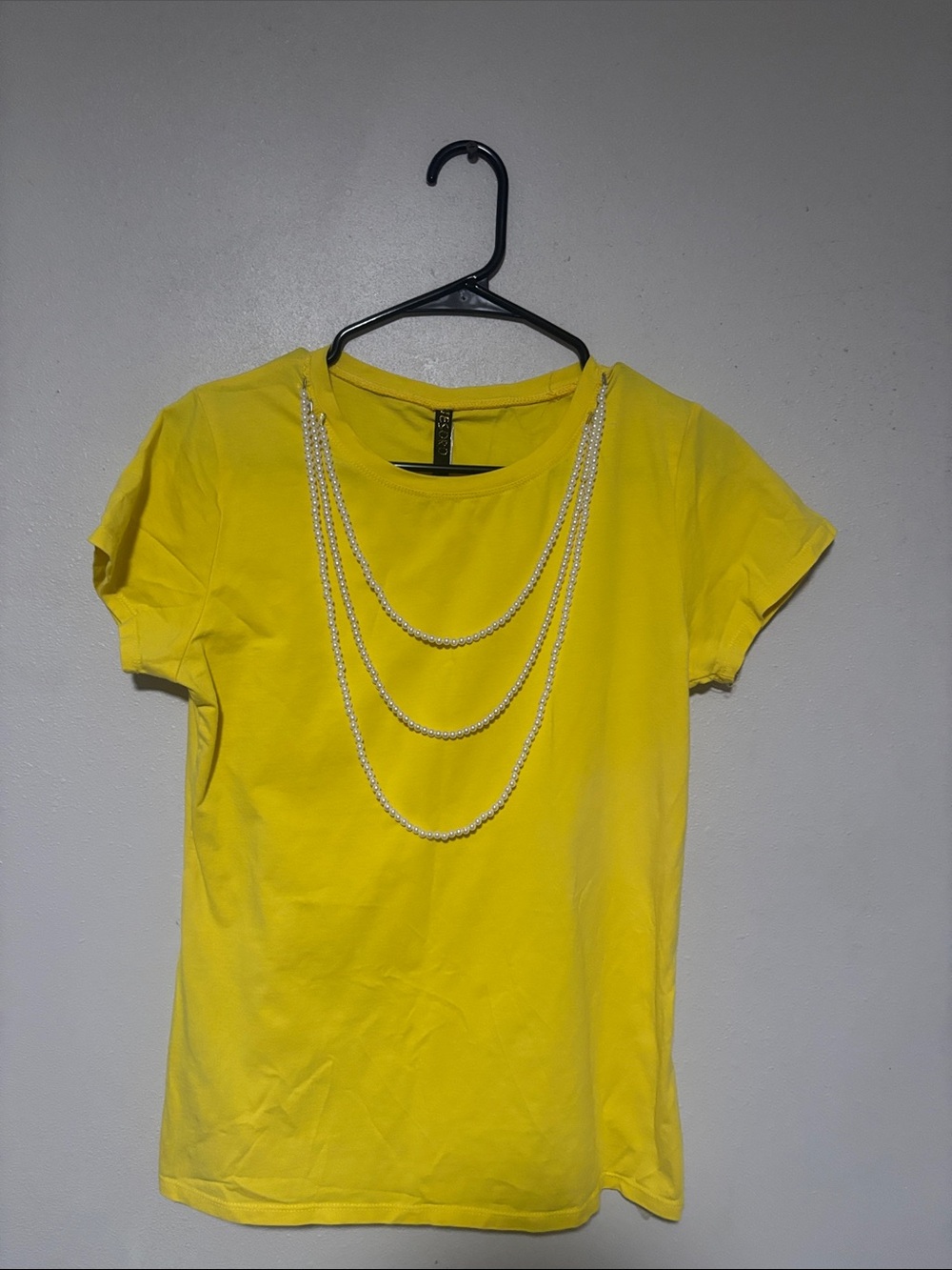 Women’s Yellow Short-Sleeve Crewneck Top with Faux Pearl Necklace Detail
